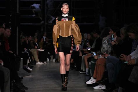 burberry jumper controversy|Burberry apologises over jumper with 'noose' on neck after Londo.